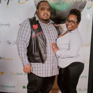 Meet your Posher, Toya